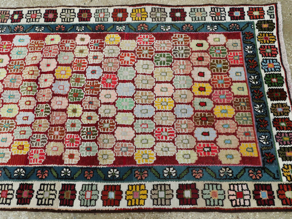 Vintage Persian Hamadan Runner, No.26345 - Galerie Shabab