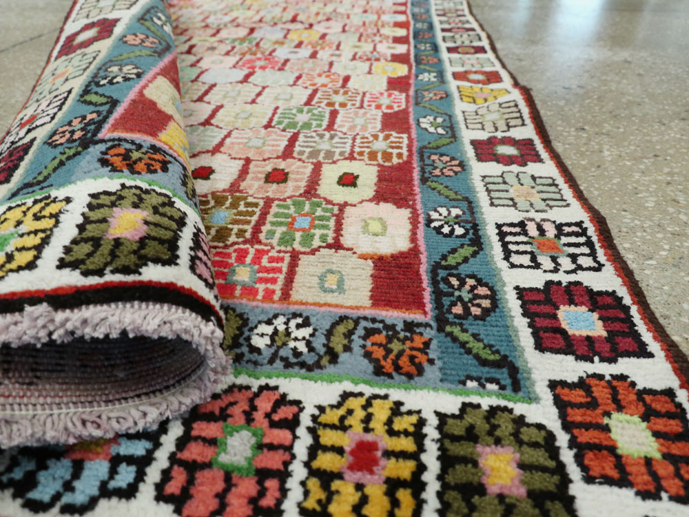 Vintage Persian Hamadan Runner, No.26345 - Galerie Shabab