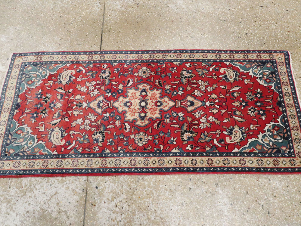 Vintage Persian Tabriz Throw Rug (Pair: 2 of 2), No.26348 - Galerie Shabab