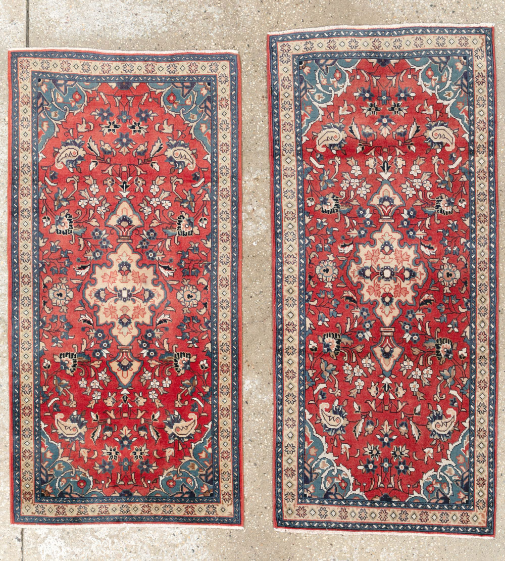 Vintage Persian Tabriz Throw Rug (Pair: 2 of 2), No.26348 - Galerie Shabab