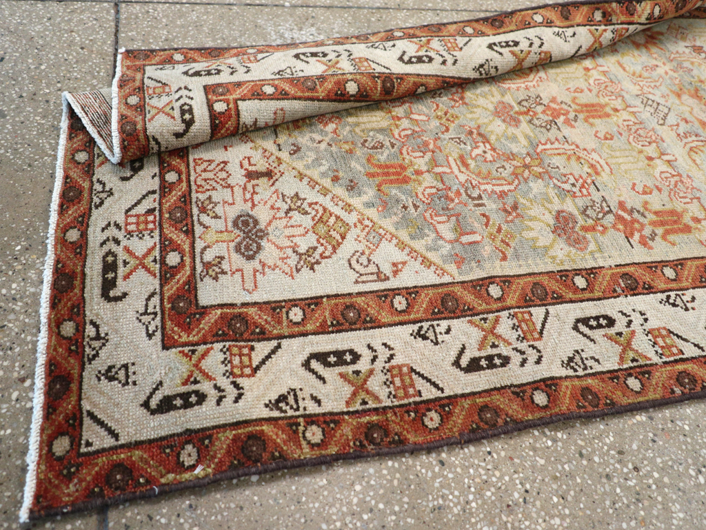 Vintage Persian Malayer Long Runner, No.26353 - Galerie Shabab