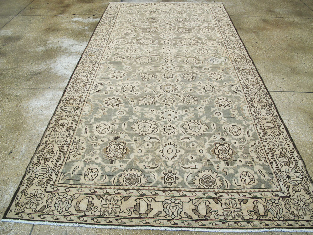 Antique Persian Malayer Gallery Rug, No.26365 - Galerie Shabab
