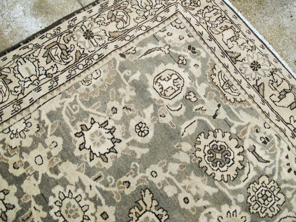 Antique Persian Malayer Gallery Rug, No.26365 - Galerie Shabab