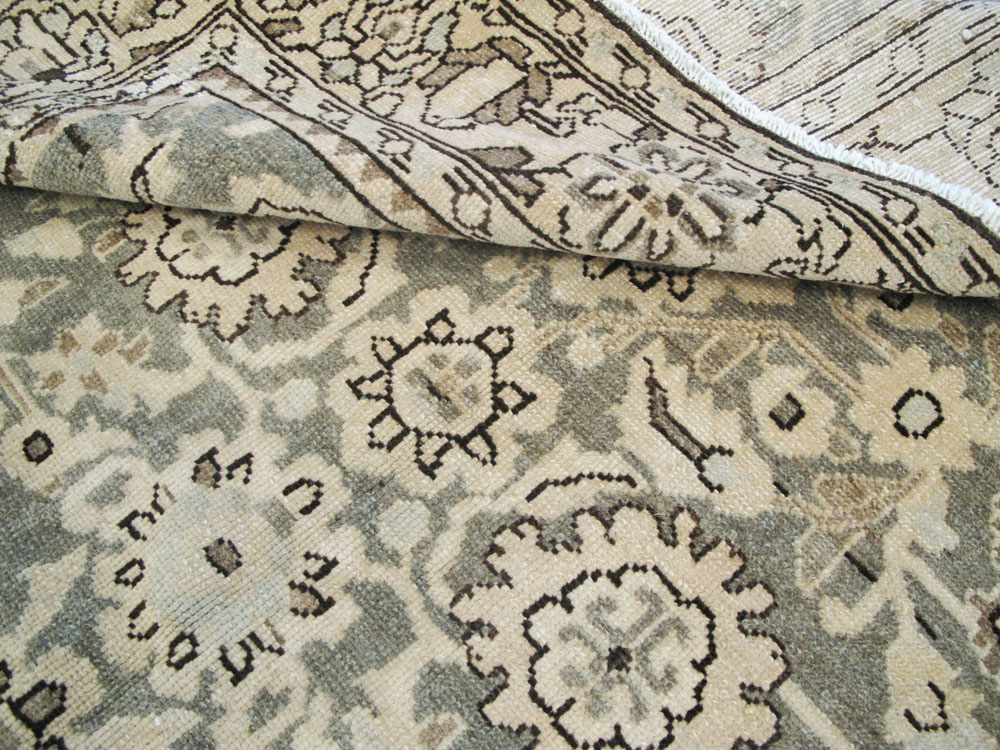 Antique Persian Malayer Gallery Rug, No.26365 - Galerie Shabab