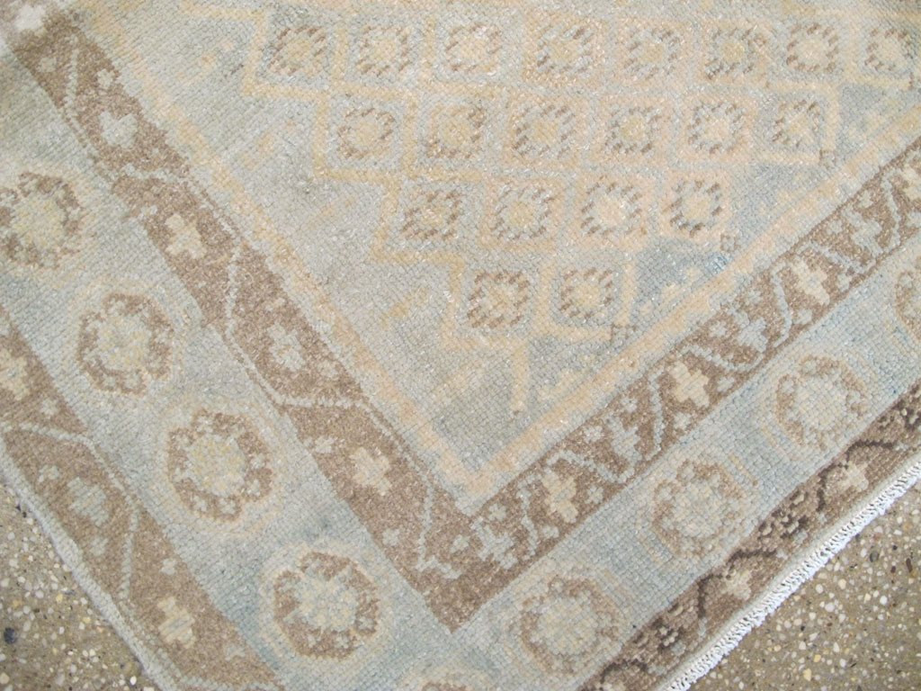 Vintage Persian Malayer Accent Rug, No.26377 - Galerie Shabab