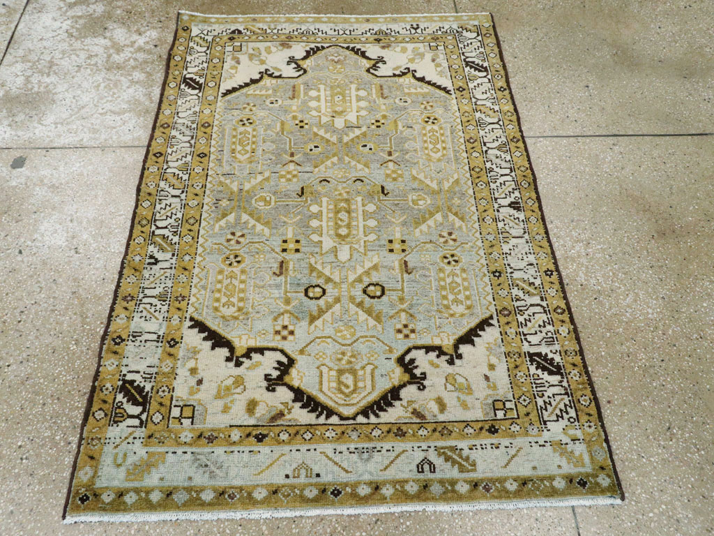 Vintage Persian Malayer Throw Rug, No.26389 - Galerie Shabab