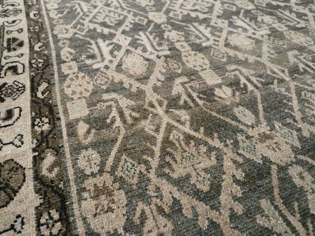 Vintage Persian Malayer Gallery Carpet, No.26403 - Galerie Shabab