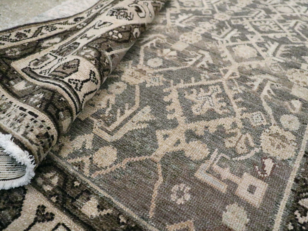 Vintage Persian Malayer Gallery Carpet, No.26403 - Galerie Shabab