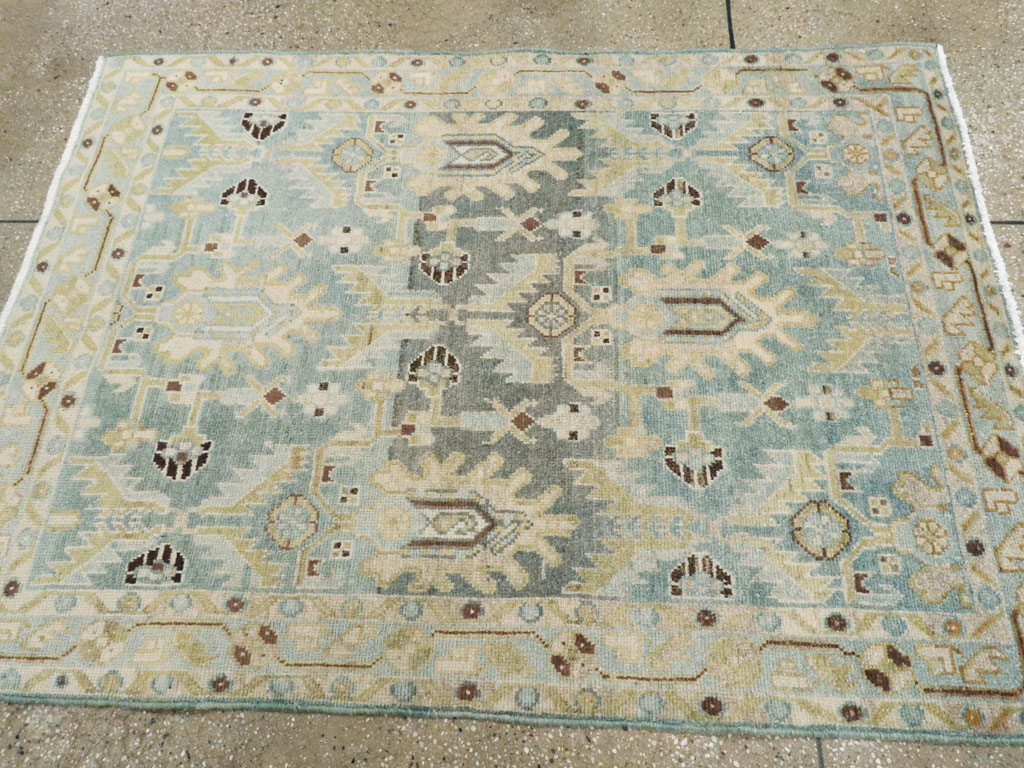 Vintage Persian Malayer Throw Rug, No.26409 - Galerie Shabab