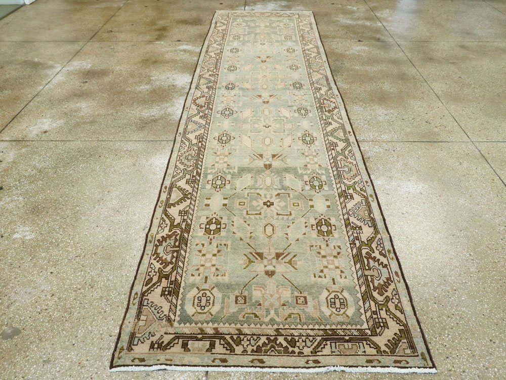 Vintage Persian Malayer Runner, No.26413 - Galerie Shabab