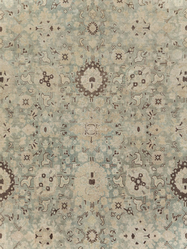 Antique Persian Tabriz Room Size Carpet, No.26421 - Galerie Shabab