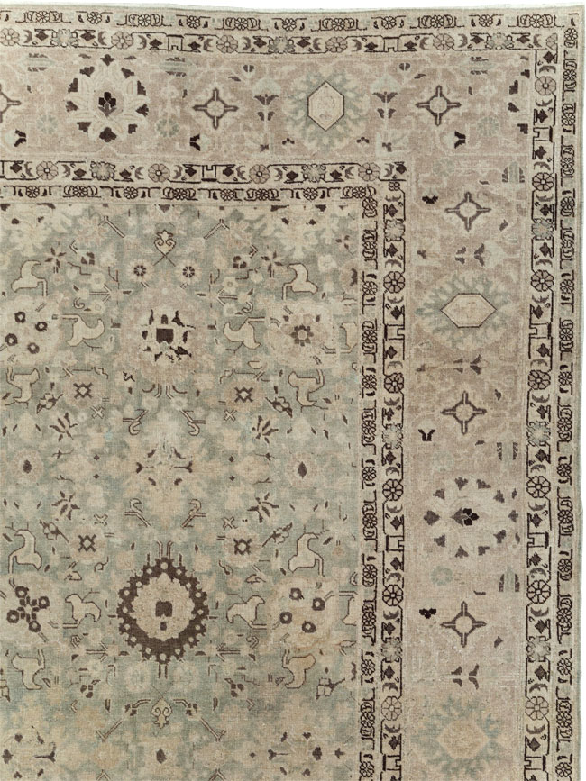 Antique Persian Tabriz Room Size Carpet, No.26421 - Galerie Shabab