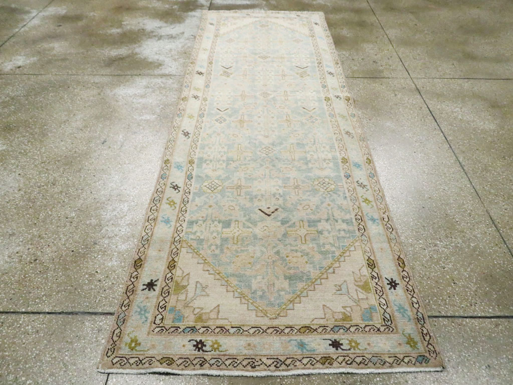 Vintage Persian Malayer Runner, No.26436 - Galerie Shabab