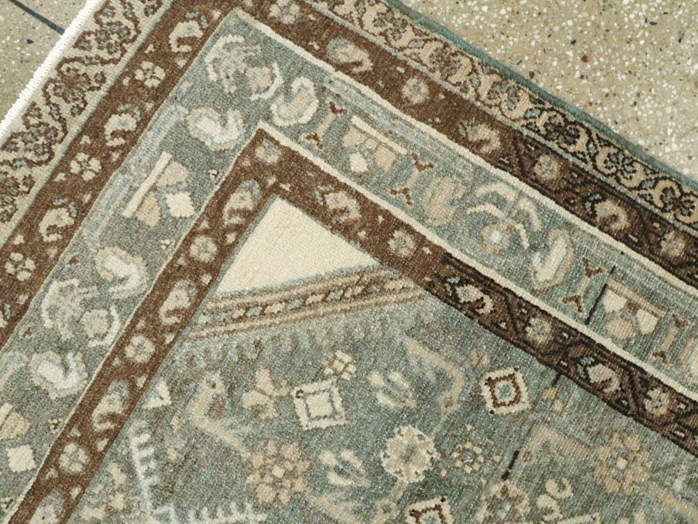 Vintage Persian Malayer Throw Rug, No.26443 - Galerie Shabab