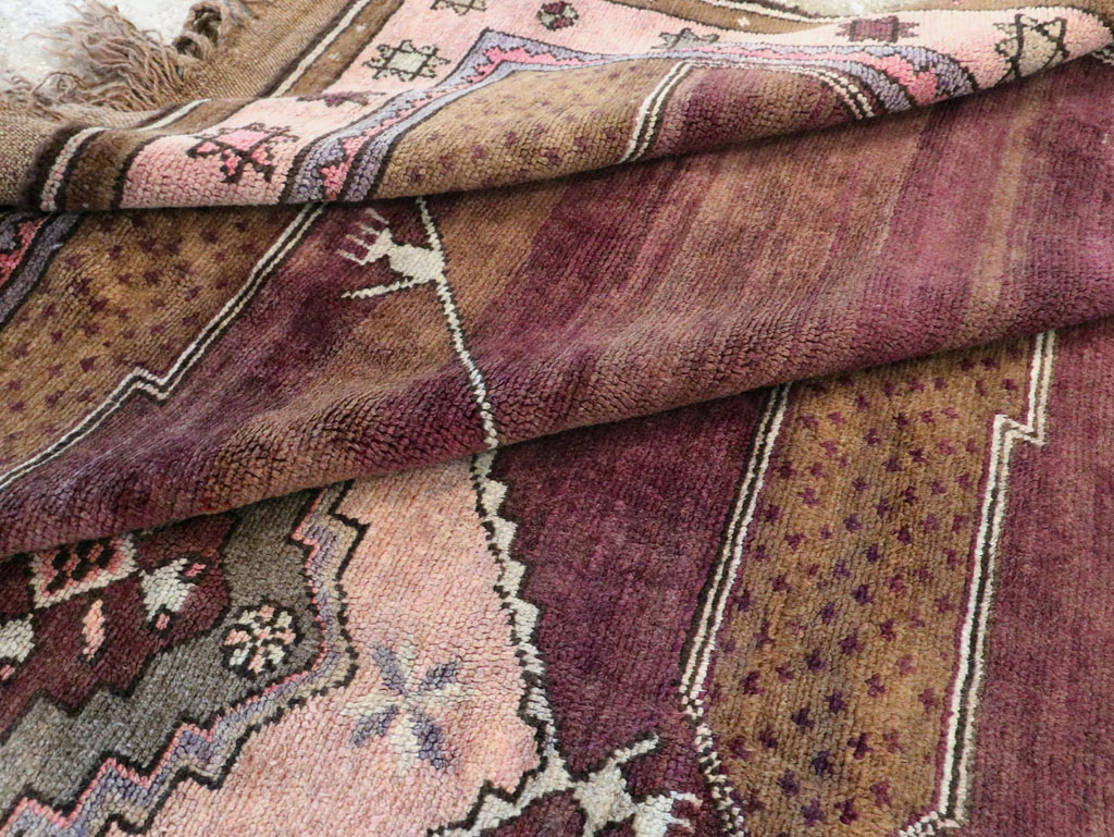 Vintage Anatolian Carpet, No.26445 - Galerie Shabab