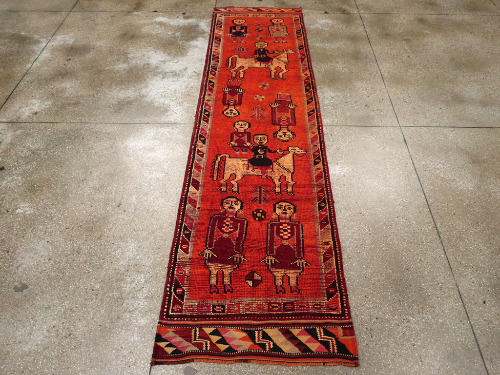 Vintage Anatolian Pictorial Runner, No.26447 - Galerie Shabab