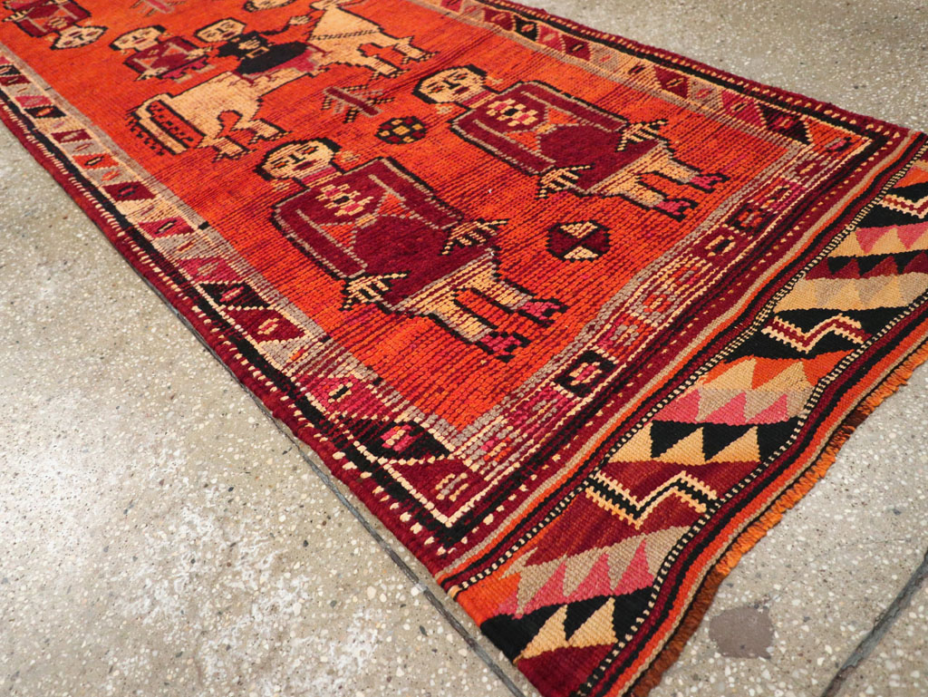 Vintage Anatolian Pictorial Runner, No.26447 - Galerie Shabab