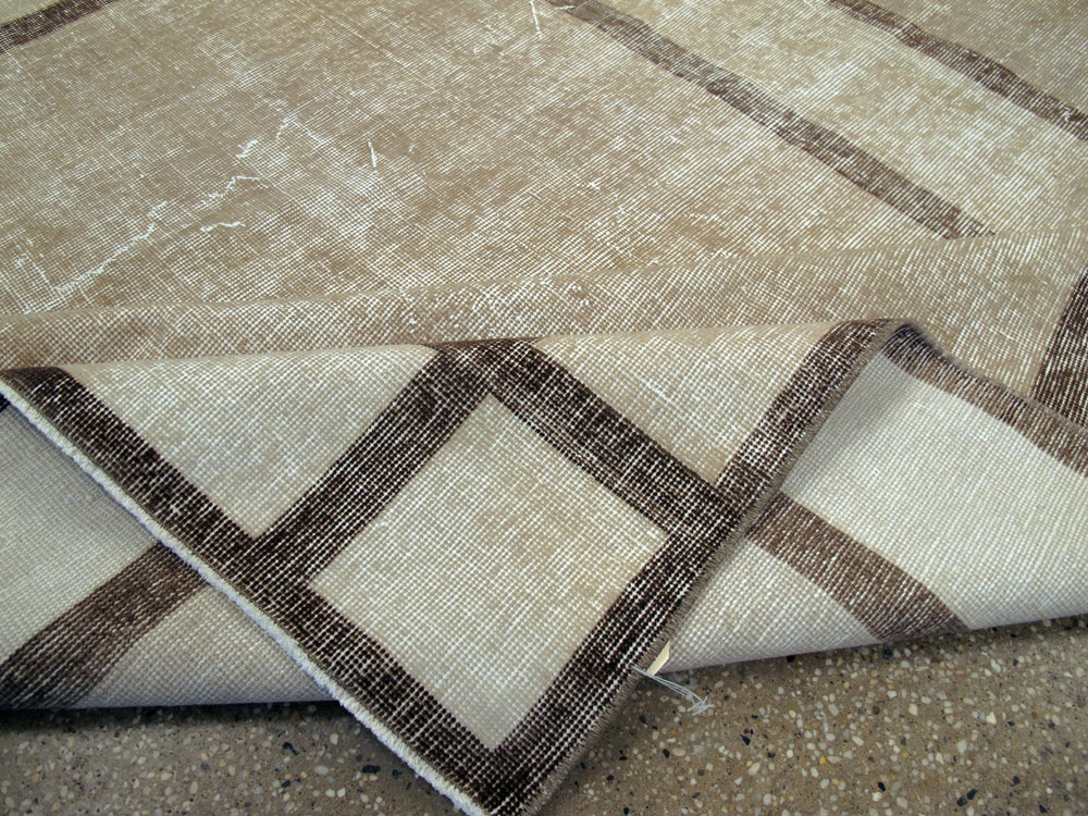 Vintage Turkish Anatolian Gallery Carpet, No.26449 - Galerie Shabab