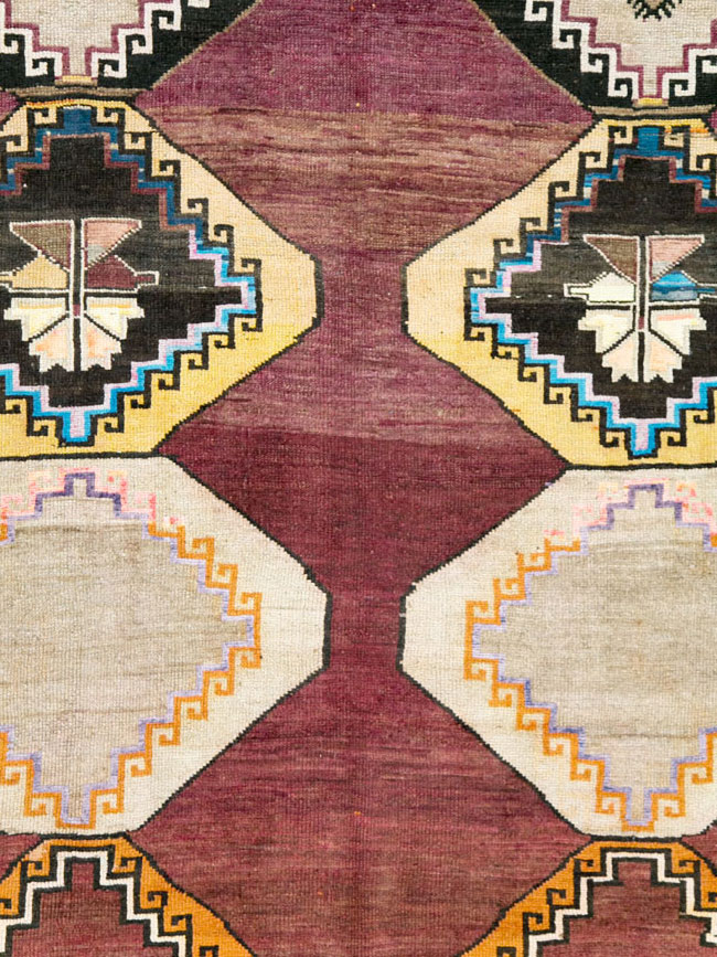 Vintage Anatolian Carpet, No.26453 - Galerie Shabab