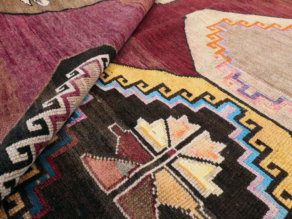 Vintage Anatolian Carpet, No.26453 - Galerie Shabab