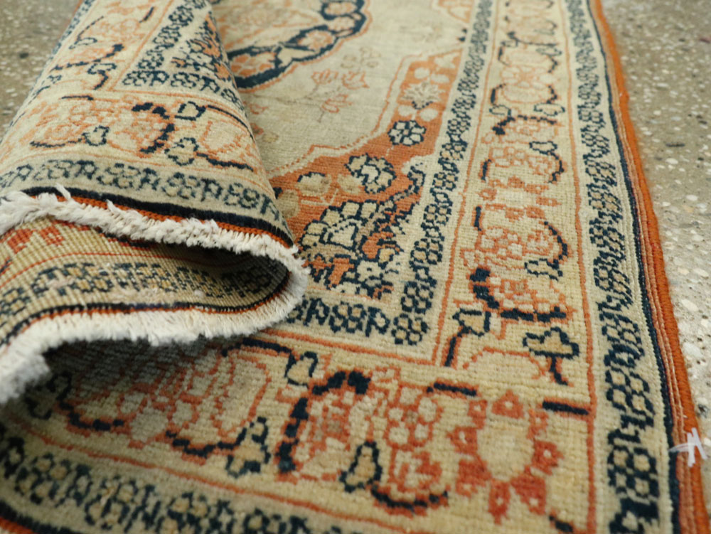 Antique Persian Tabriz Haji Jalili Throw Rug, No.26461 - Galerie Shabab