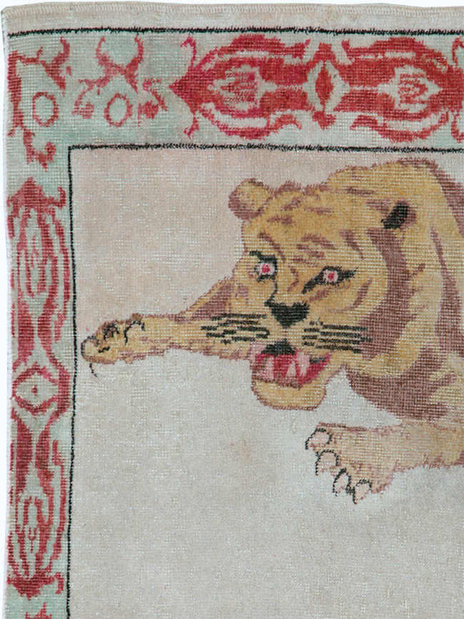 Vintage Pictorial Anatolian Rug, No.26479 - Galerie Shabab