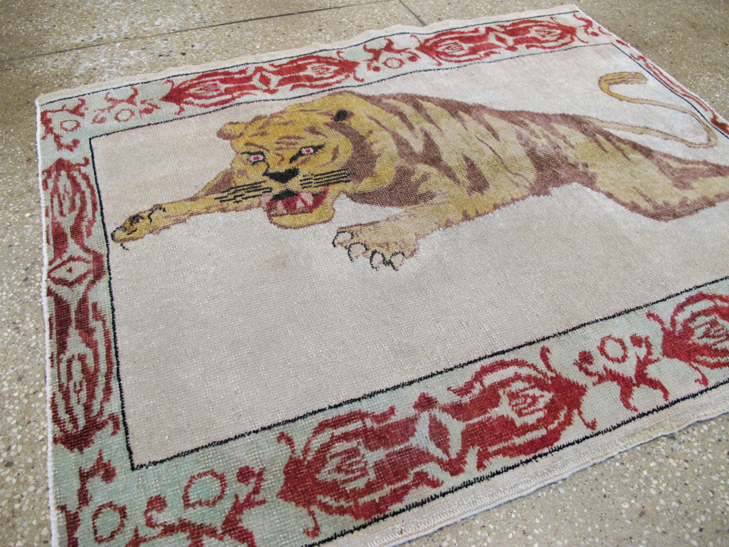 Vintage Pictorial Anatolian Rug, No.26479 - Galerie Shabab