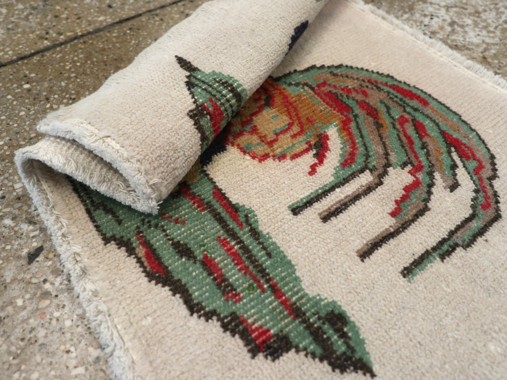Vintage Turkish Anatolian Pictorial Throw Rug, No.26481 - Galerie Shabab