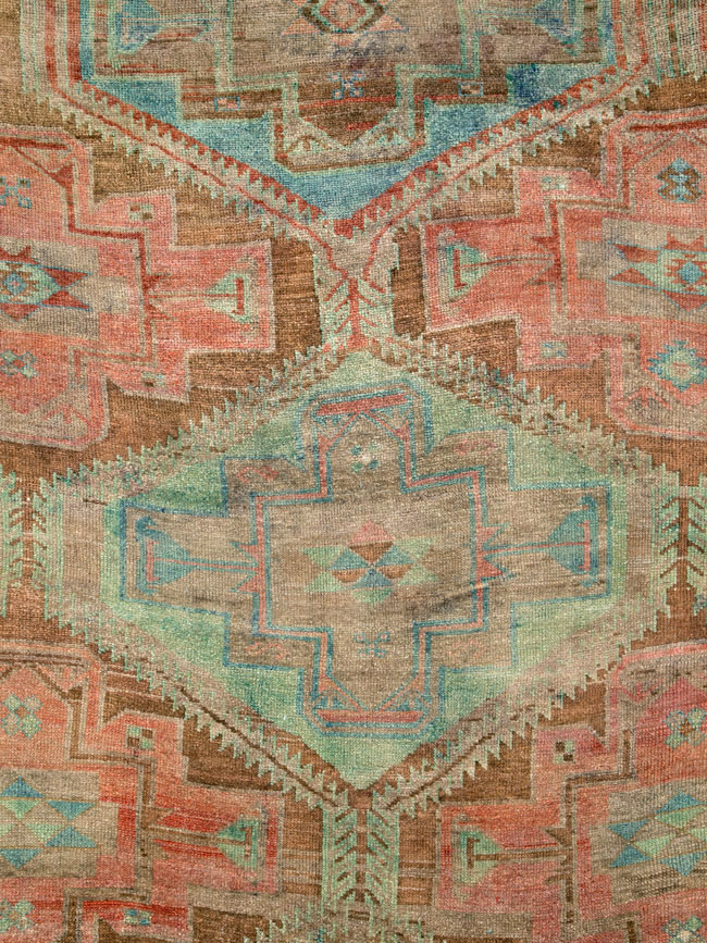 Vintage Turkish Anatolian Carpet, No.26490 - Galerie Shabab