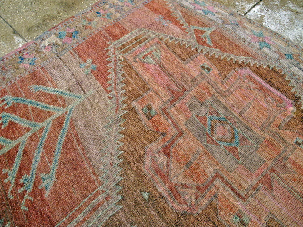 Vintage Turkish Anatolian Carpet, No.26490 - Galerie Shabab