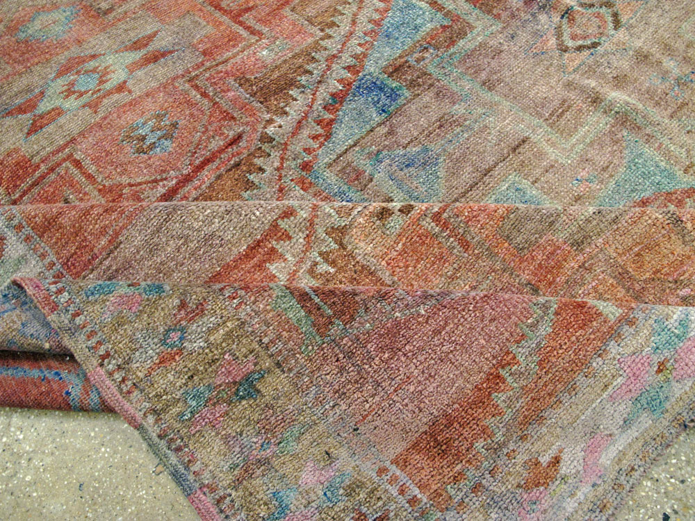 Vintage Turkish Anatolian Carpet, No.26490 - Galerie Shabab