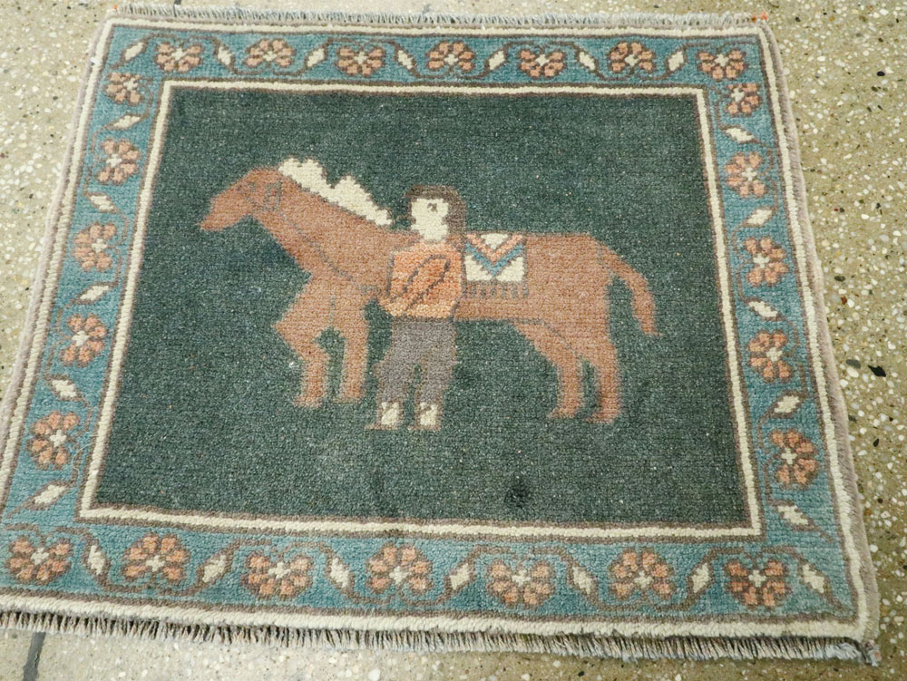 Vintage Turkish Anatolian Pictorial Rug, No.26497 - Galerie Shabab