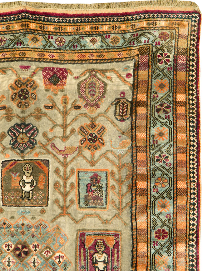 Silk Antique Persian Shiraz Pictorial Souf Throw Rug, No.26503 - Galerie Shabab
