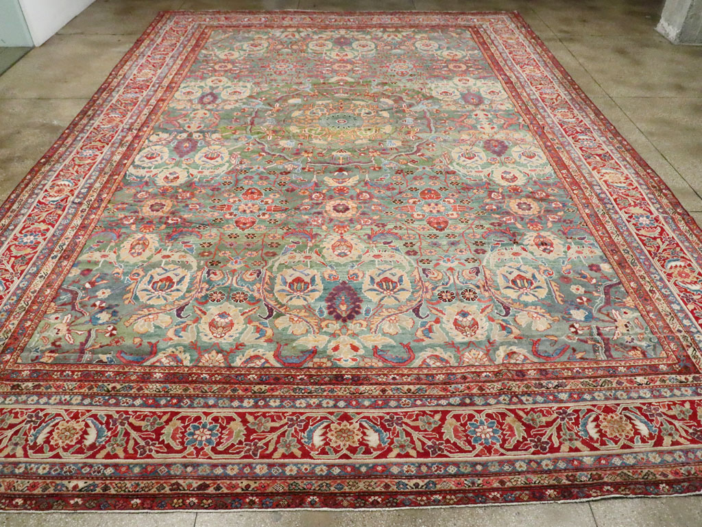 Antique Persian Mahal Oversize Carpet, No.26505 - Galerie Shabab