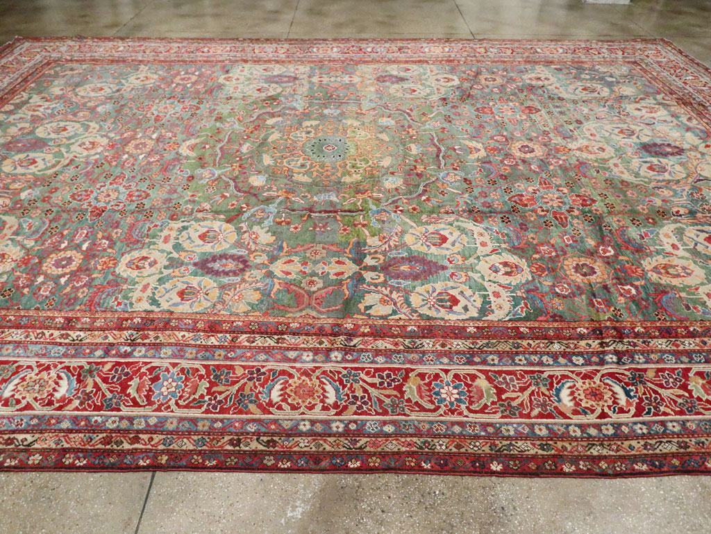 Antique Persian Mahal Oversize Carpet, No.26505 - Galerie Shabab
