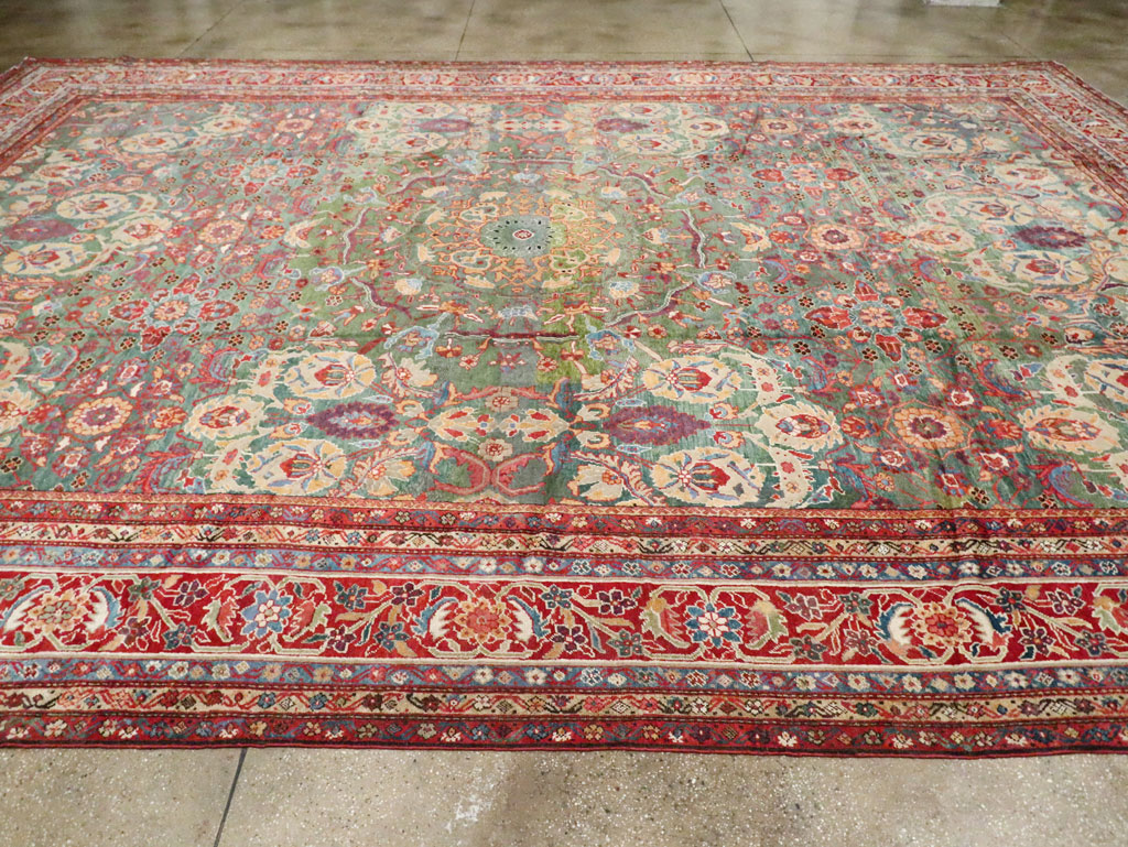 Antique Persian Mahal Oversize Carpet, No.26505 - Galerie Shabab
