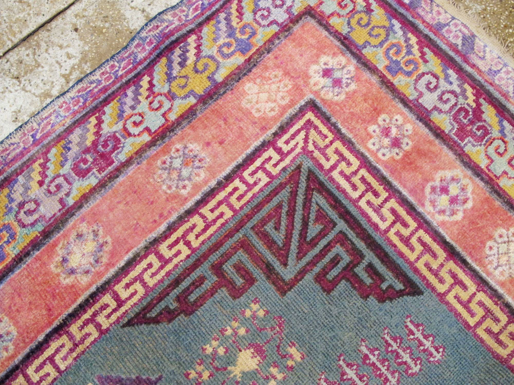 Antique Khotan Carpet, No.26508 - Galerie Shabab