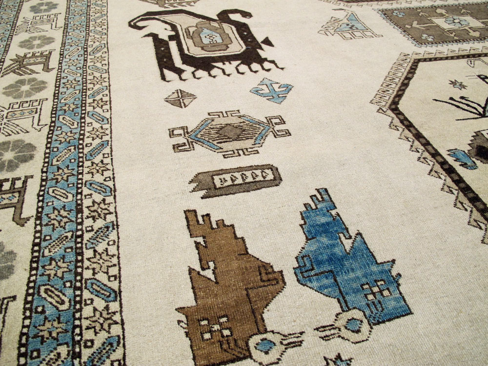 Vintage Persian Veece Carpet, No.26513 - Galerie Shabab