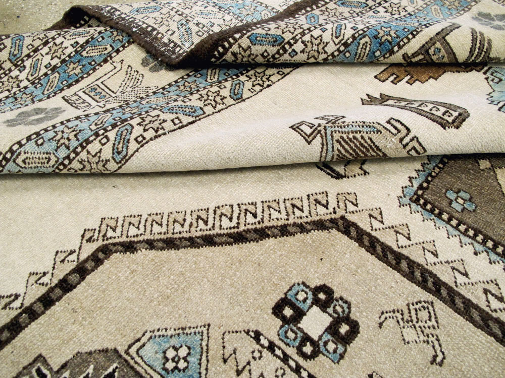 Vintage Persian Veece Carpet, No.26513 - Galerie Shabab