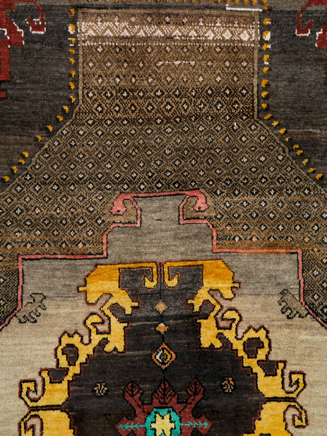 Vintage Anatolian Carpet, No.26520 - Galerie Shabab