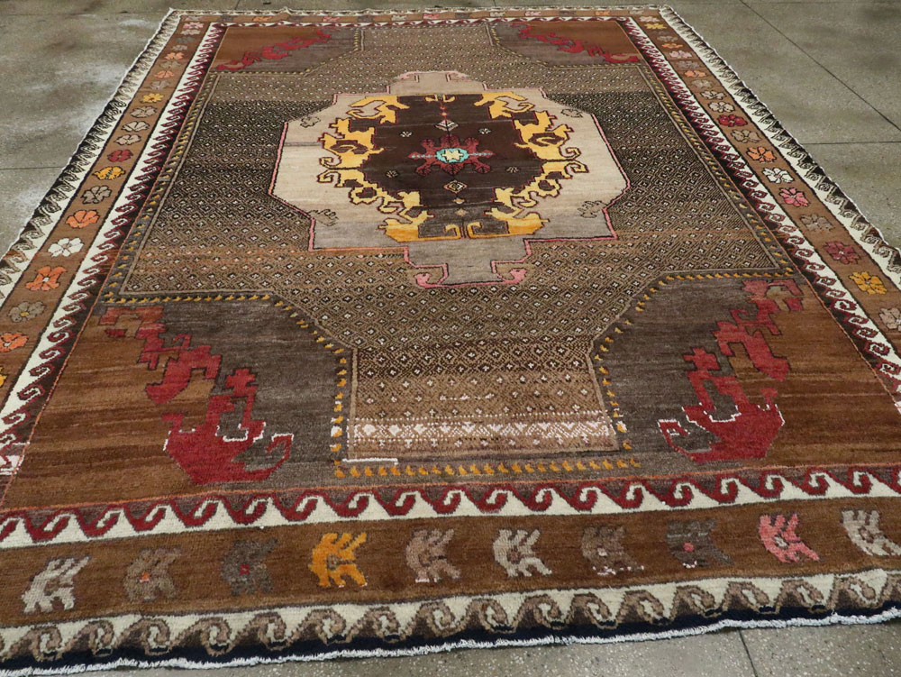 Vintage Anatolian Carpet, No.26520 - Galerie Shabab