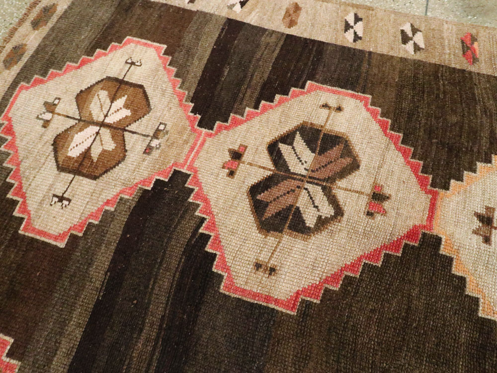 Vintage Turkish Anatolian Rug, No.26521 - Galerie Shabab