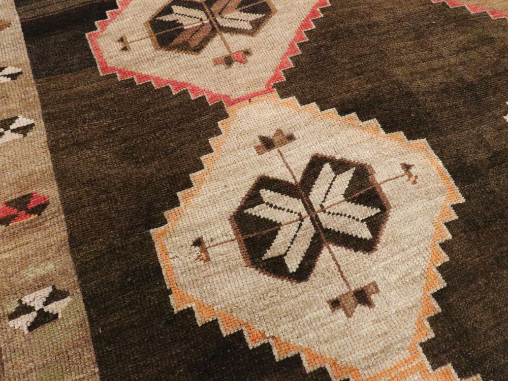 Vintage Turkish Anatolian Rug, No.26521 - Galerie Shabab