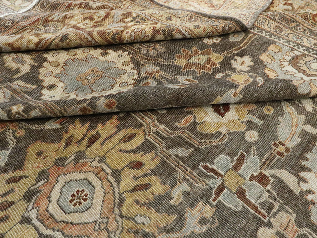 Antique Persian Mahal Large Oversize Carpet, No.26522 - Galerie Shabab