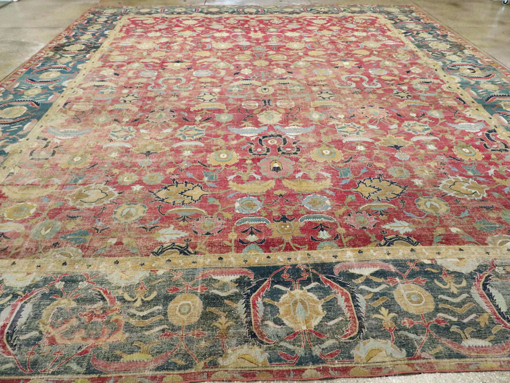 Antique Persian Isfahan Carpet, No.26527 - Galerie Shabab