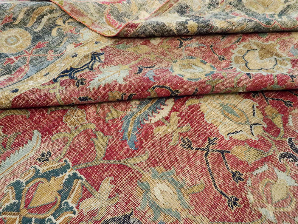 Antique Persian Isfahan Carpet, No.26527 - Galerie Shabab