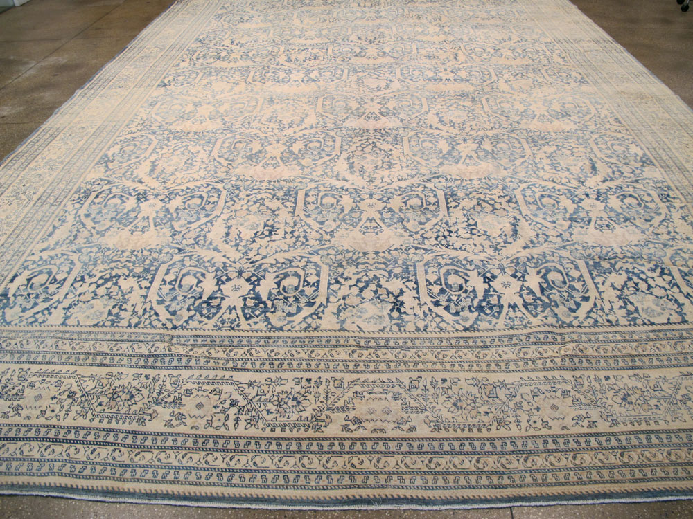 Antique Persian Tabriz Carpet, No.26529 - Galerie Shabab