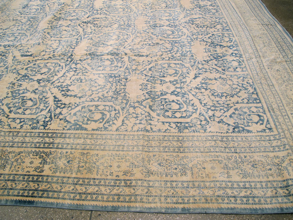 Antique Persian Tabriz Carpet, No.26529 - Galerie Shabab