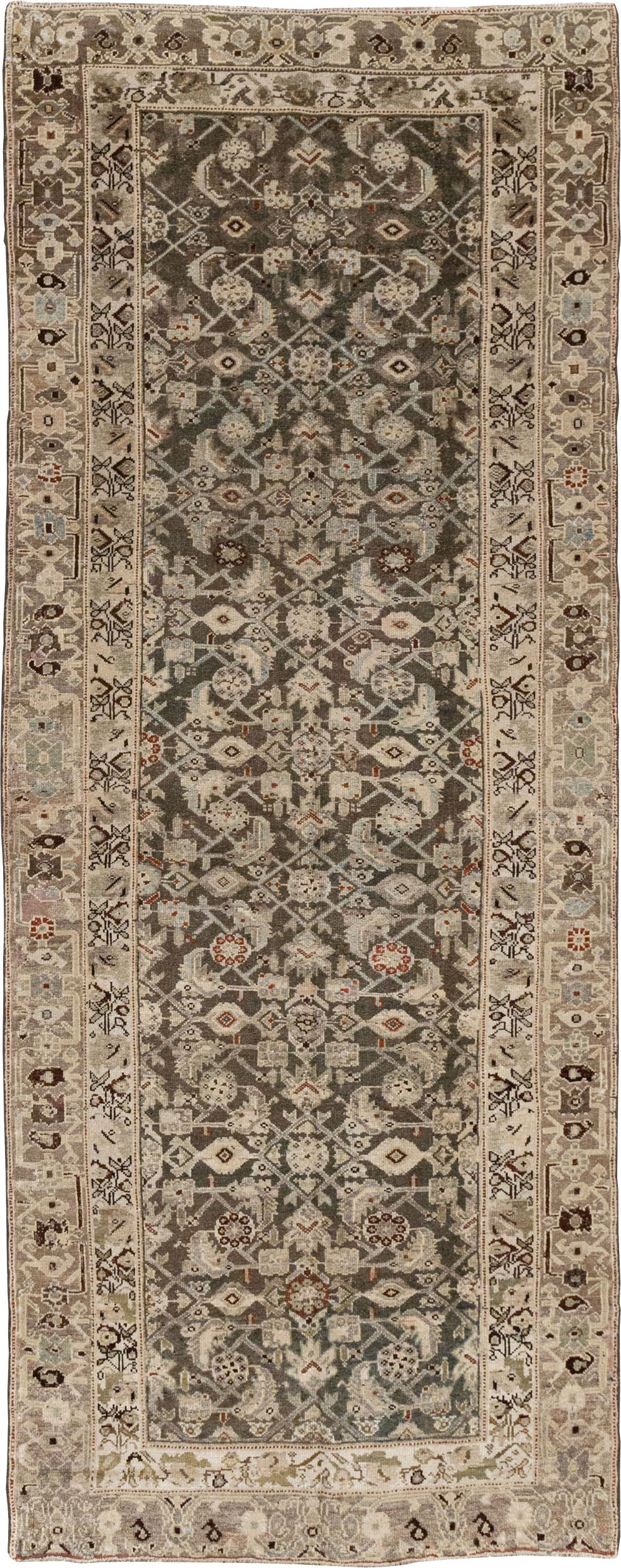 Antique Persian Malayer Gallery Rug, No.26532 - Galerie Shabab