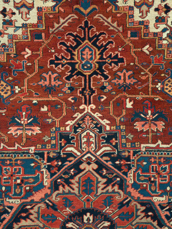 Vintage Persian Heriz Carpet, No.26538 - Galerie Shabab